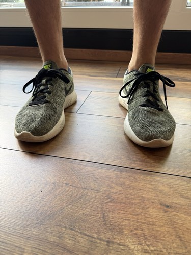 Viel getragene nike laufschuhe - viel,